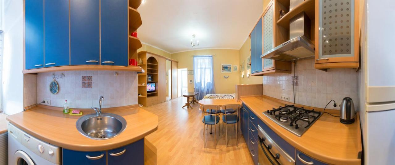 Central Area Apartments Kiev Ngoại thất bức ảnh