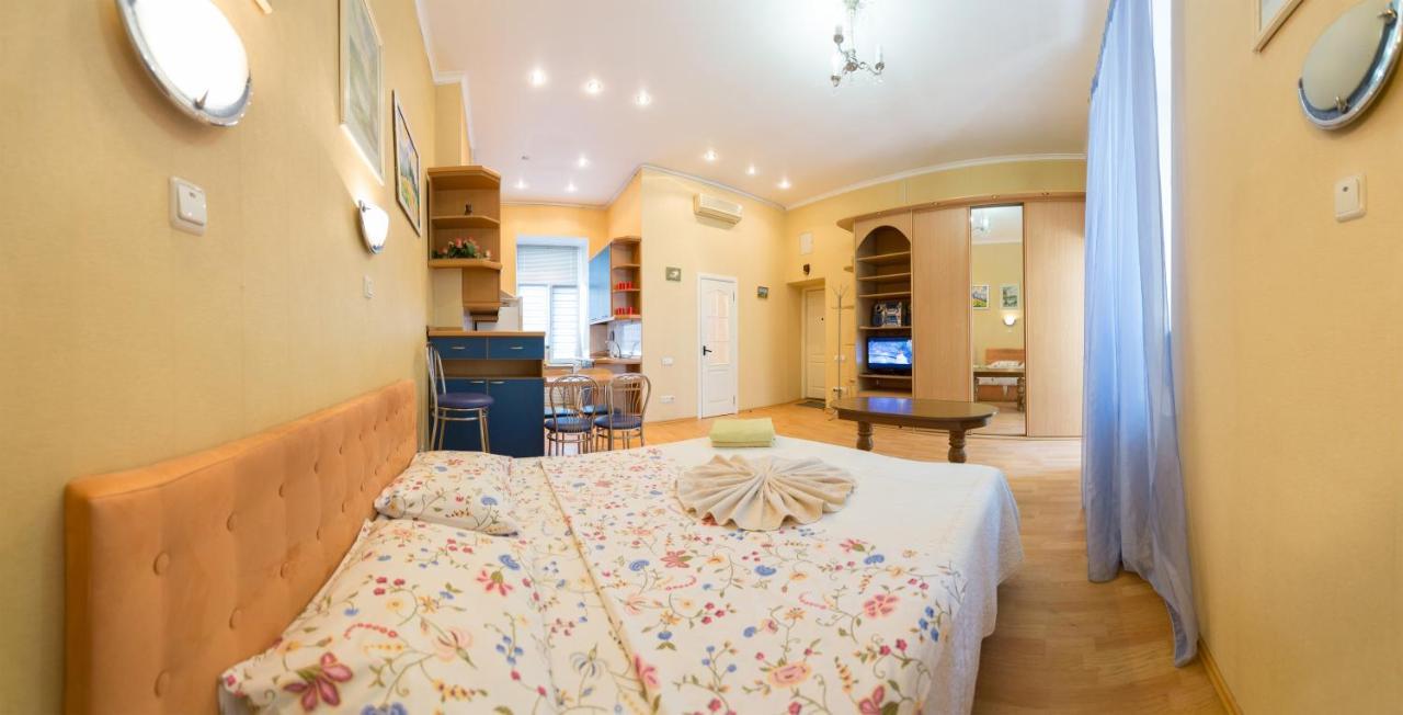 Central Area Apartments Kiev Ngoại thất bức ảnh