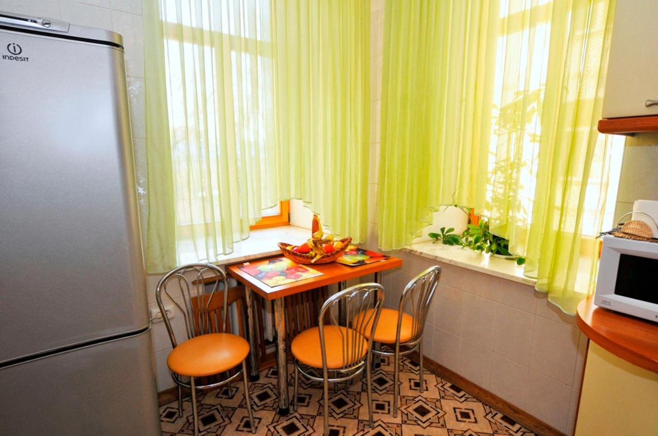 Central Area Apartments Kiev Ngoại thất bức ảnh