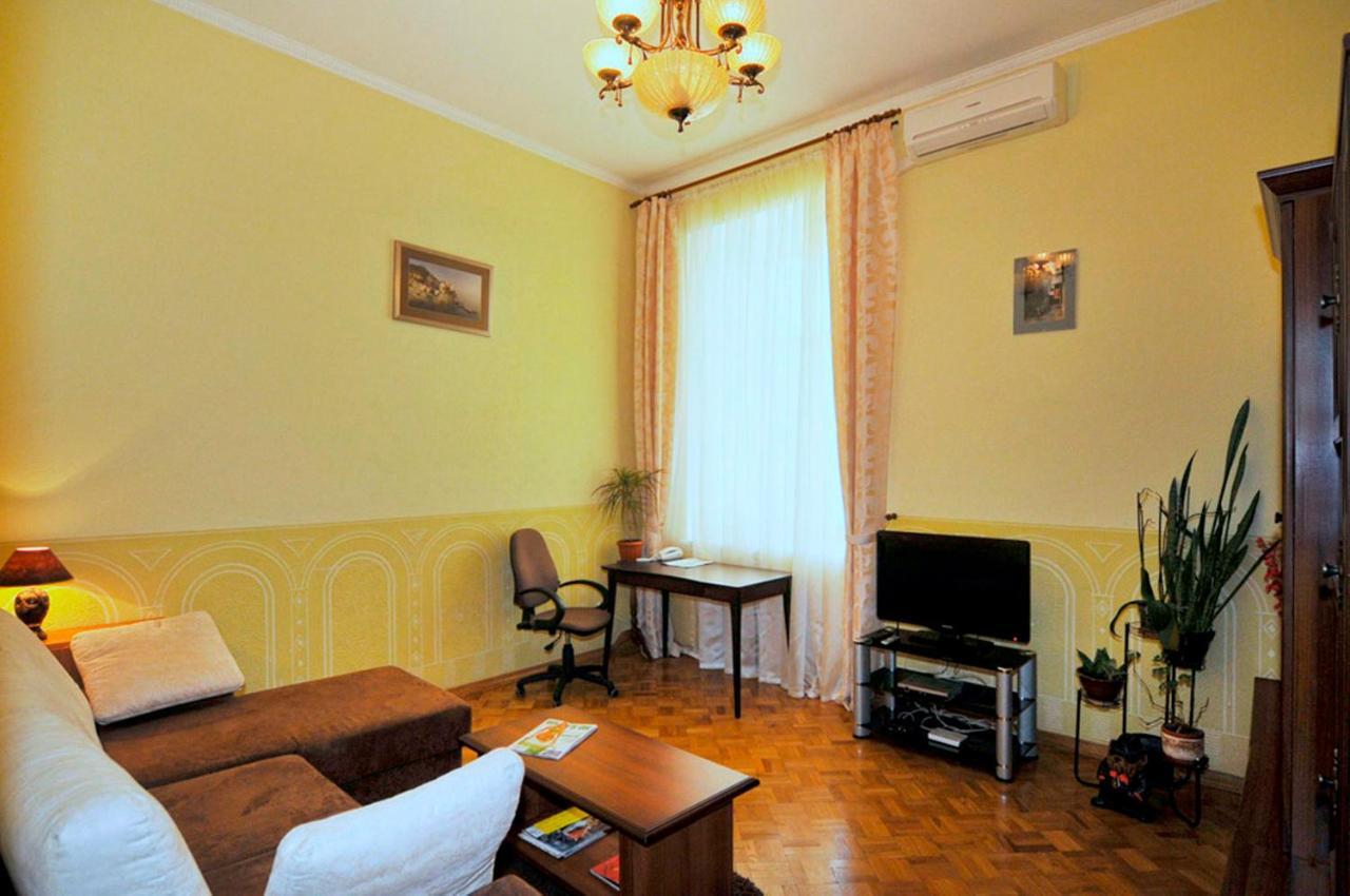 Central Area Apartments Kiev Ngoại thất bức ảnh