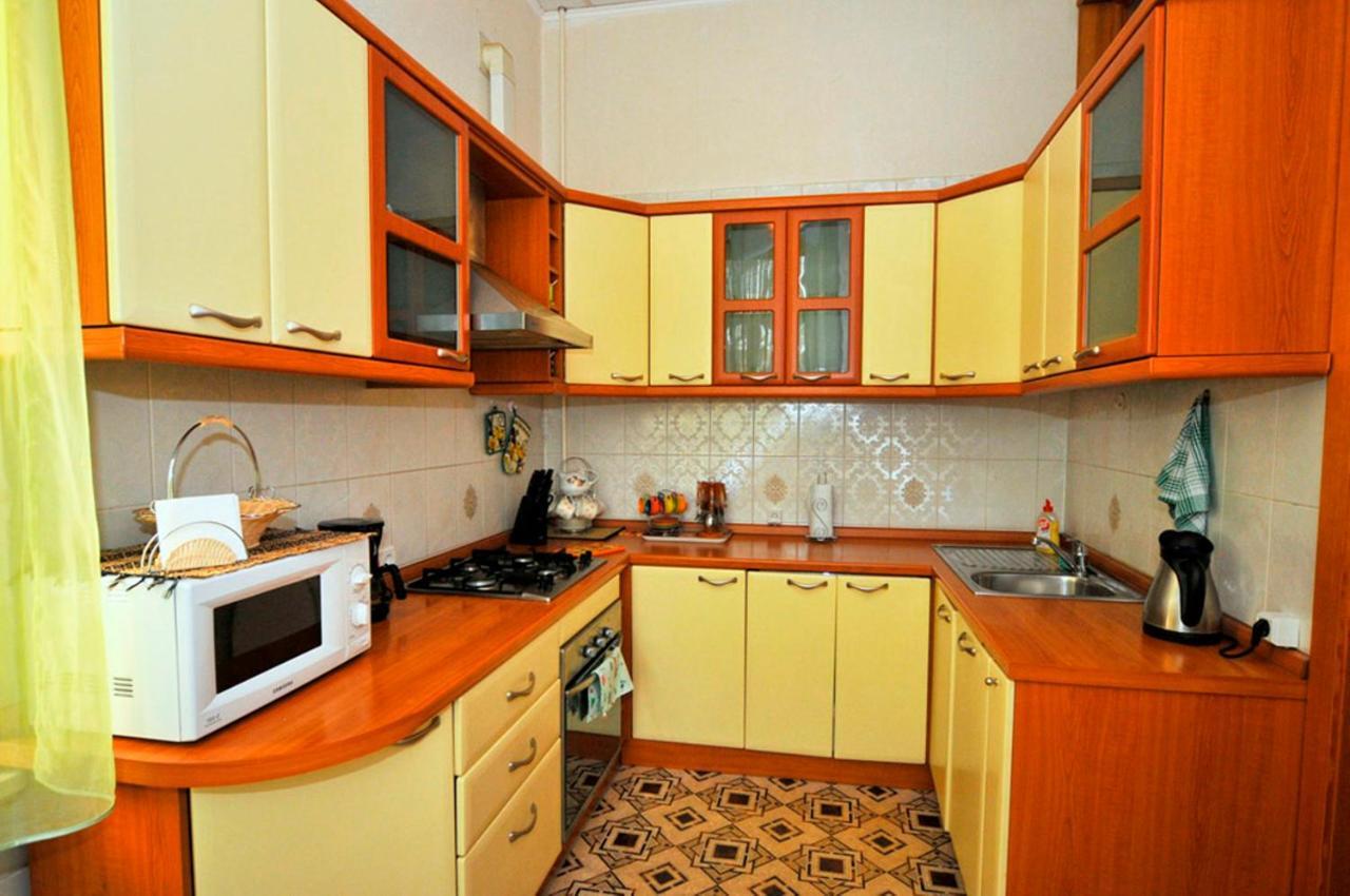 Central Area Apartments Kiev Ngoại thất bức ảnh