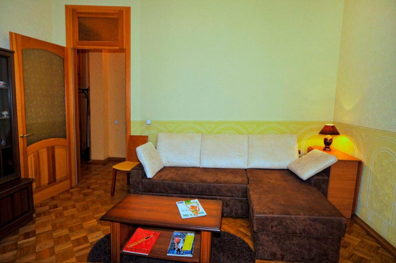 Central Area Apartments Kiev Ngoại thất bức ảnh