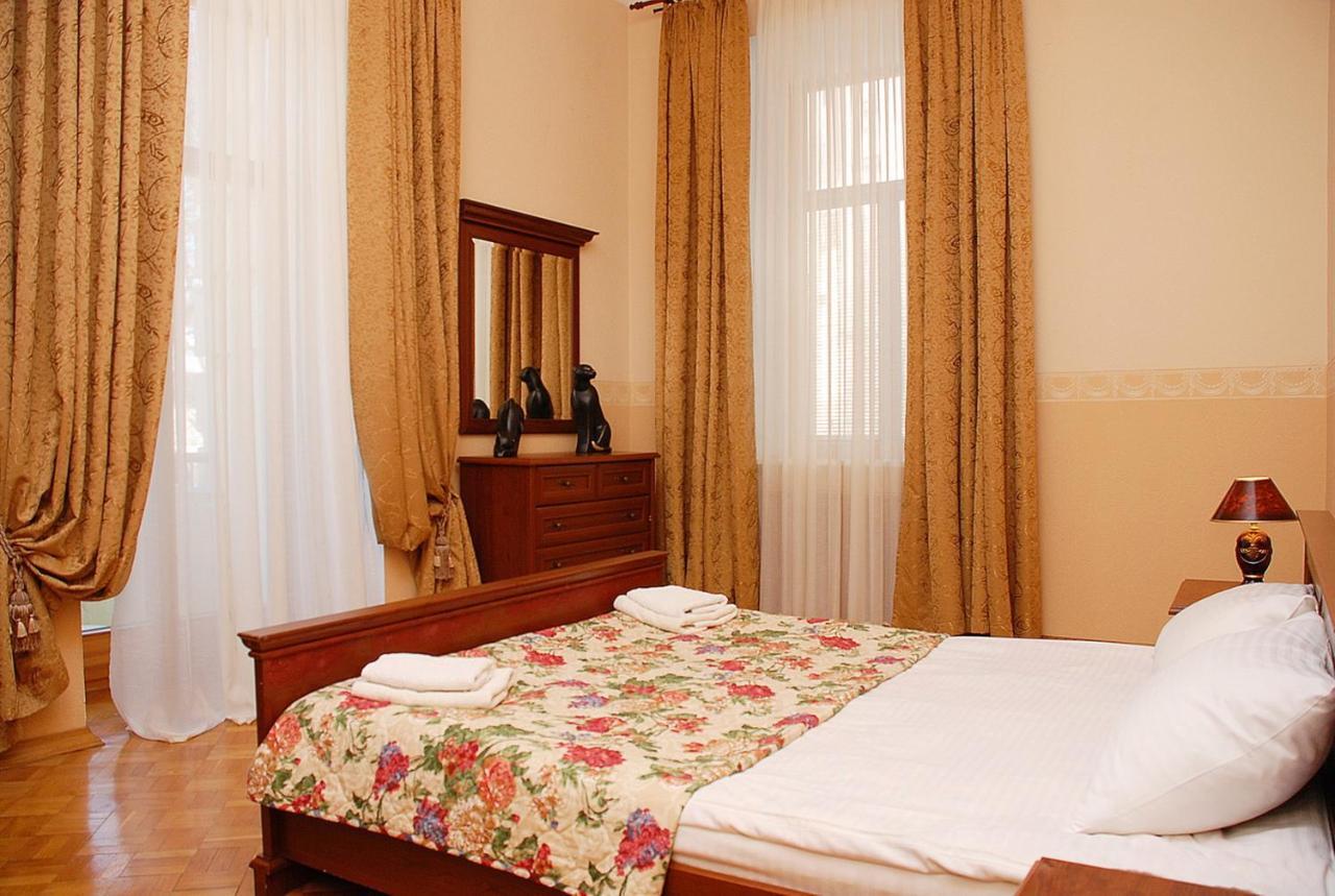 Central Area Apartments Kiev Ngoại thất bức ảnh