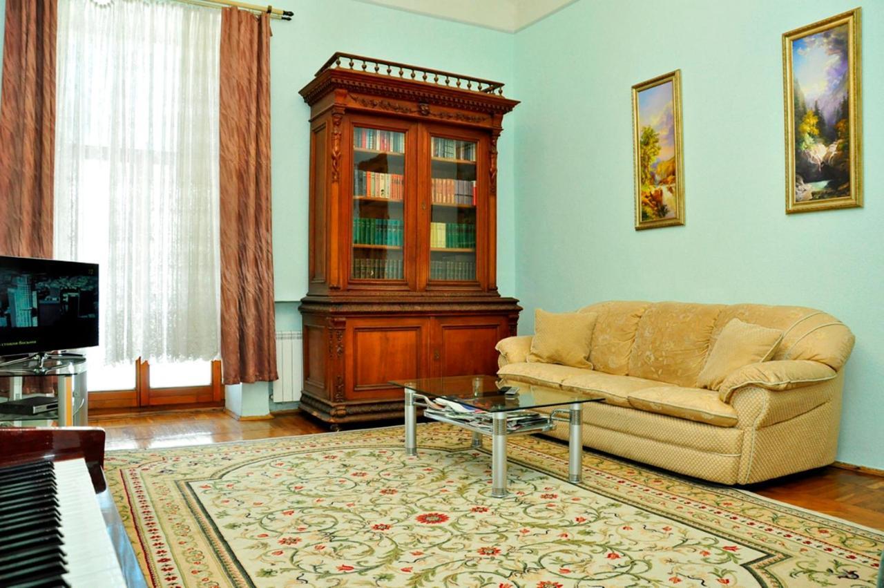 Central Area Apartments Kiev Ngoại thất bức ảnh