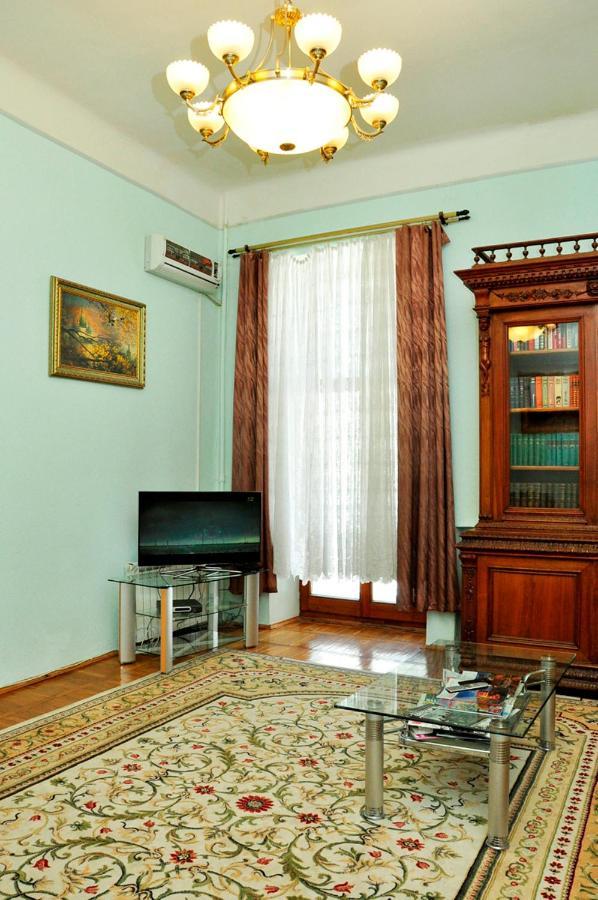 Central Area Apartments Kiev Ngoại thất bức ảnh