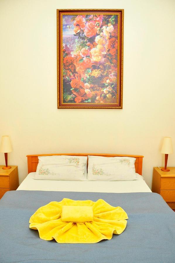 Central Area Apartments Kiev Ngoại thất bức ảnh