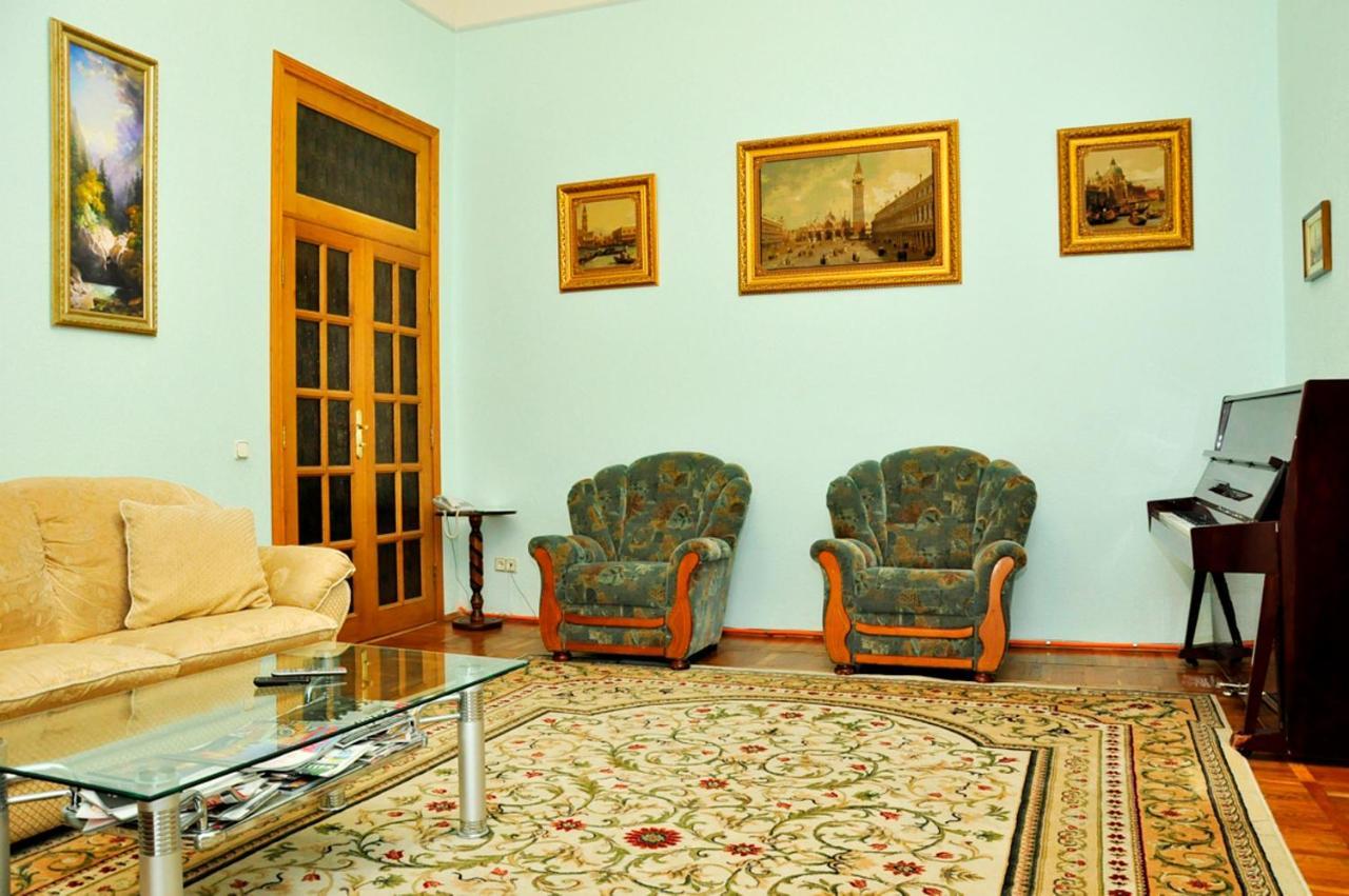 Central Area Apartments Kiev Ngoại thất bức ảnh