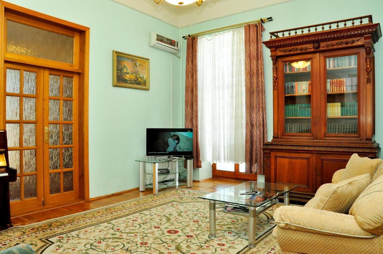 Central Area Apartments Kiev Ngoại thất bức ảnh